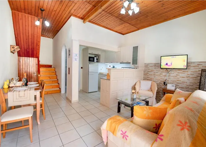 Nina Apartment